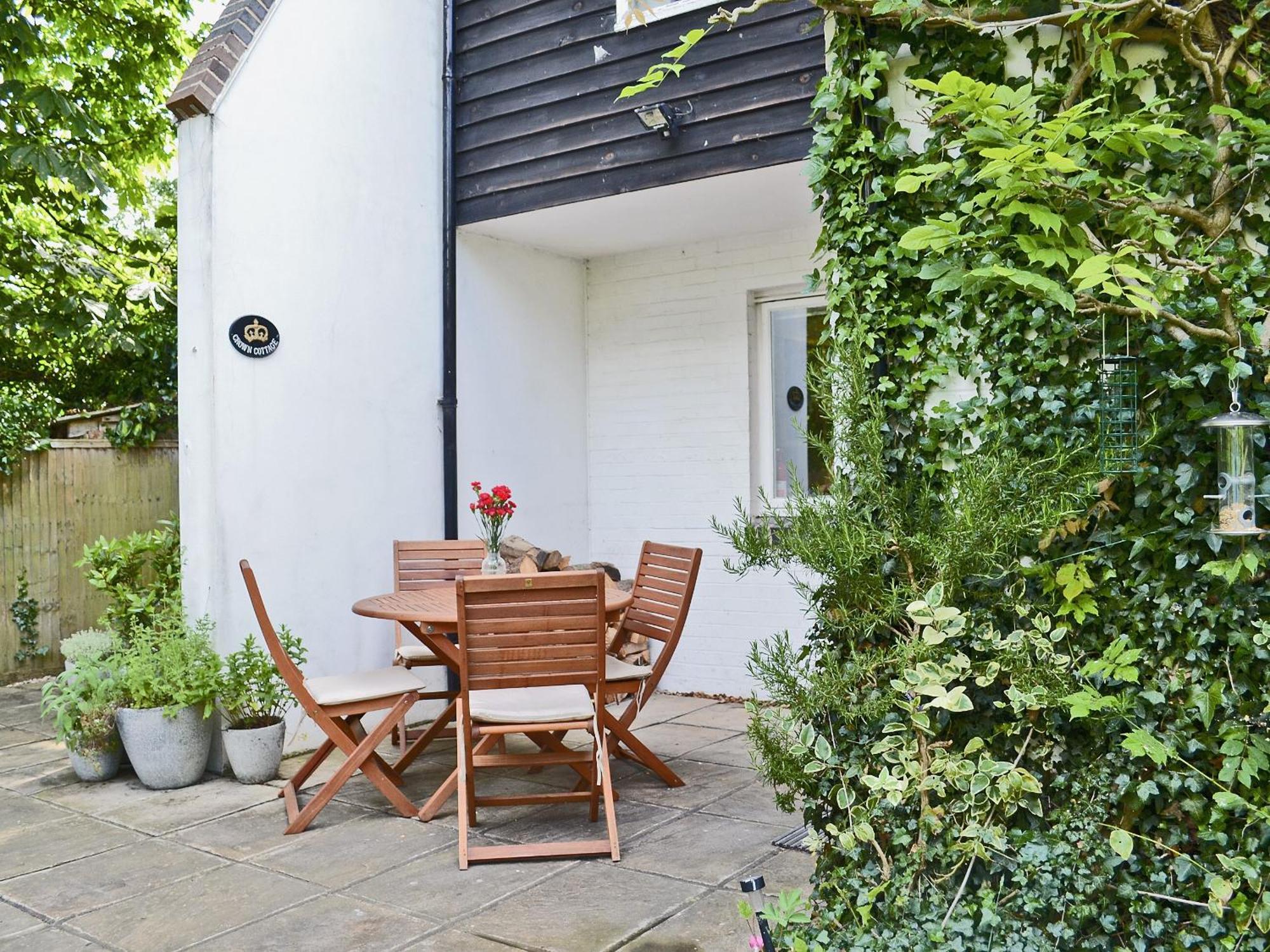 Crown Cottage Hartest المظهر الخارجي الصورة